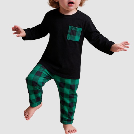 Crew neck comfortable and durable boys' pajama set