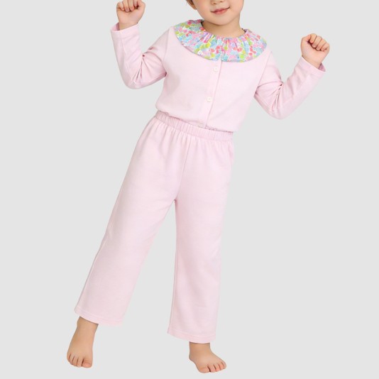 Comfortable autumn girls' pajama set