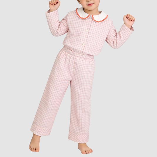 Checkered loose-fitting girls' pajama set